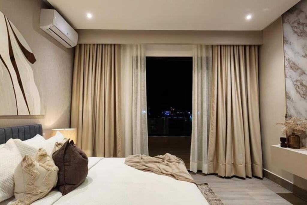 Villa Exclusive * Private And Housekeeping