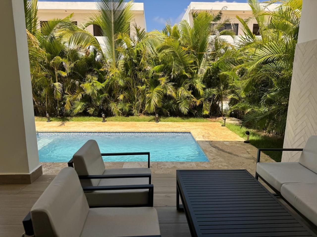Exclusive * Private And Housekeeping Villa *